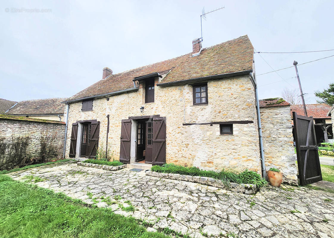 Maison à DOURDAN