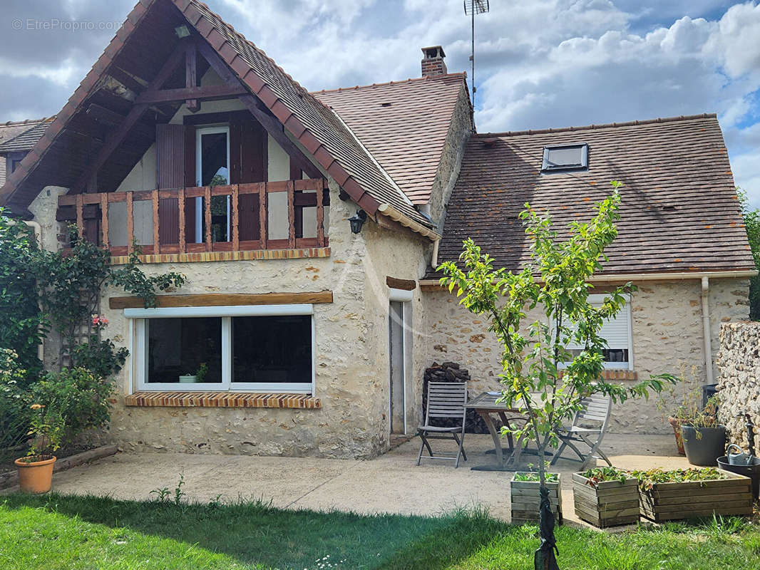 Maison à DOURDAN