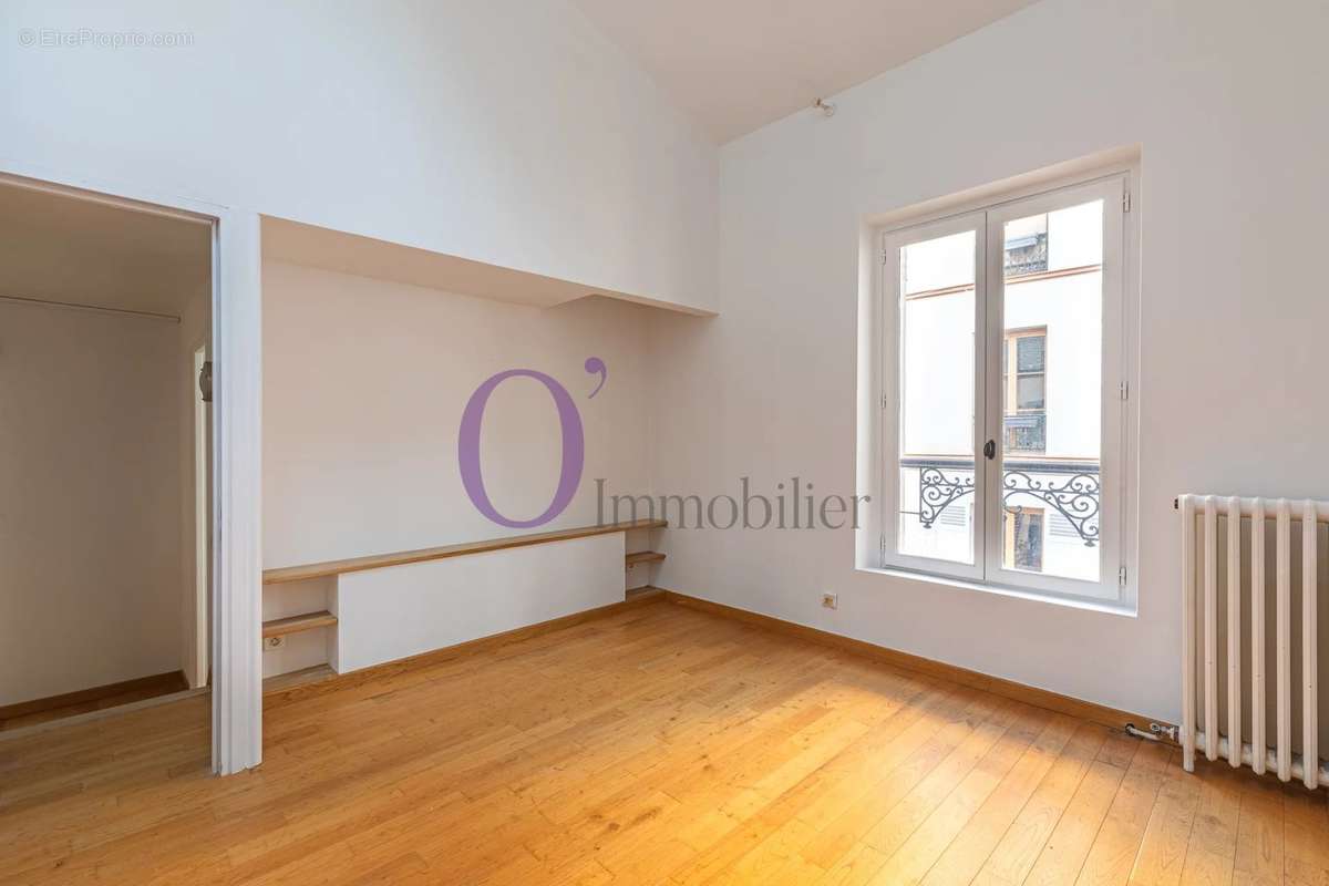 Appartement à PARIS-20E