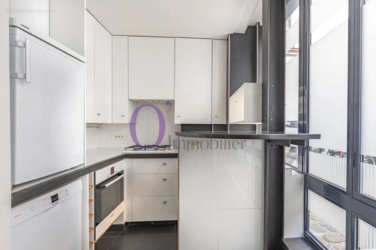 Appartement à PARIS-20E