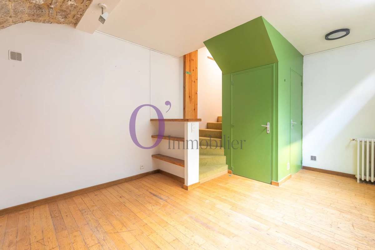 Appartement à PARIS-20E