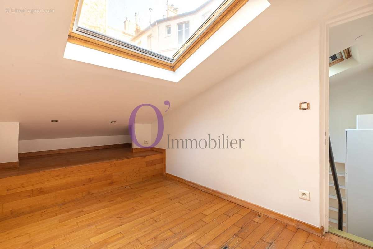 Appartement à PARIS-20E