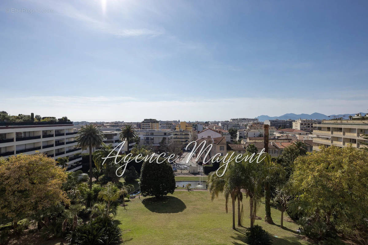 Appartement à CANNES