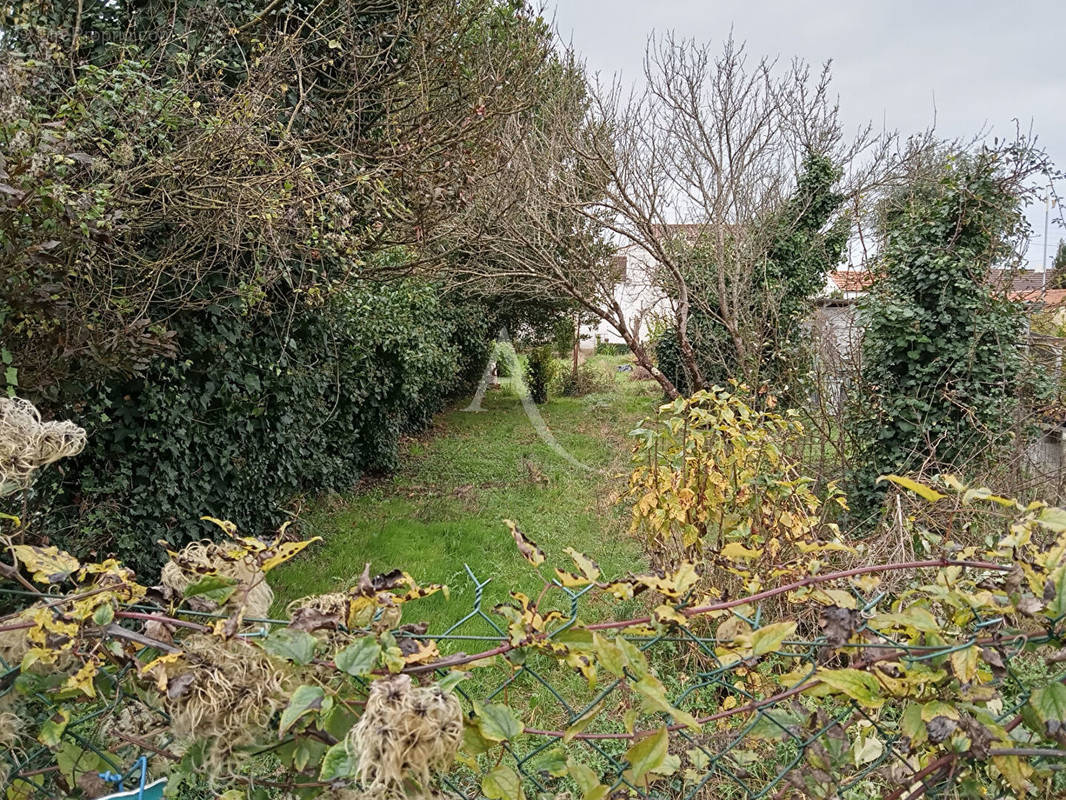 Terrain à ROCHEFORT