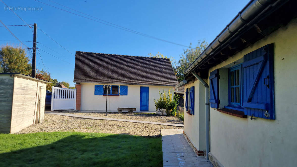 Maison à MOYAUX