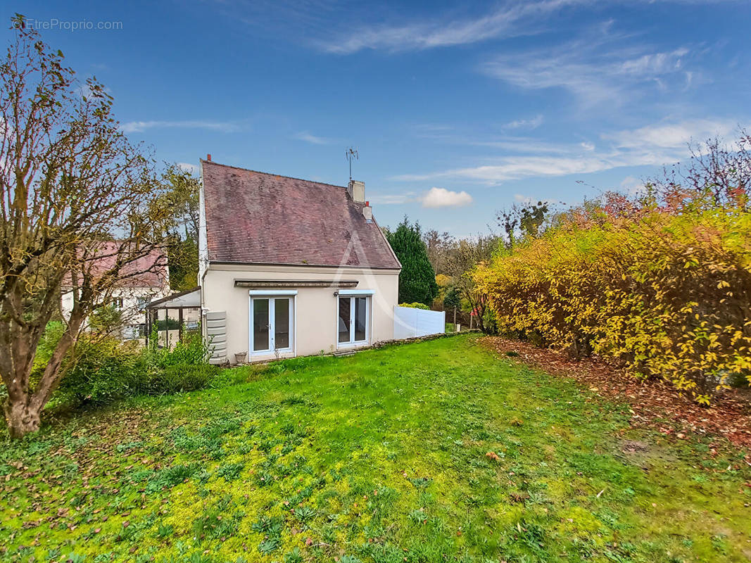 Maison à SANTEUIL