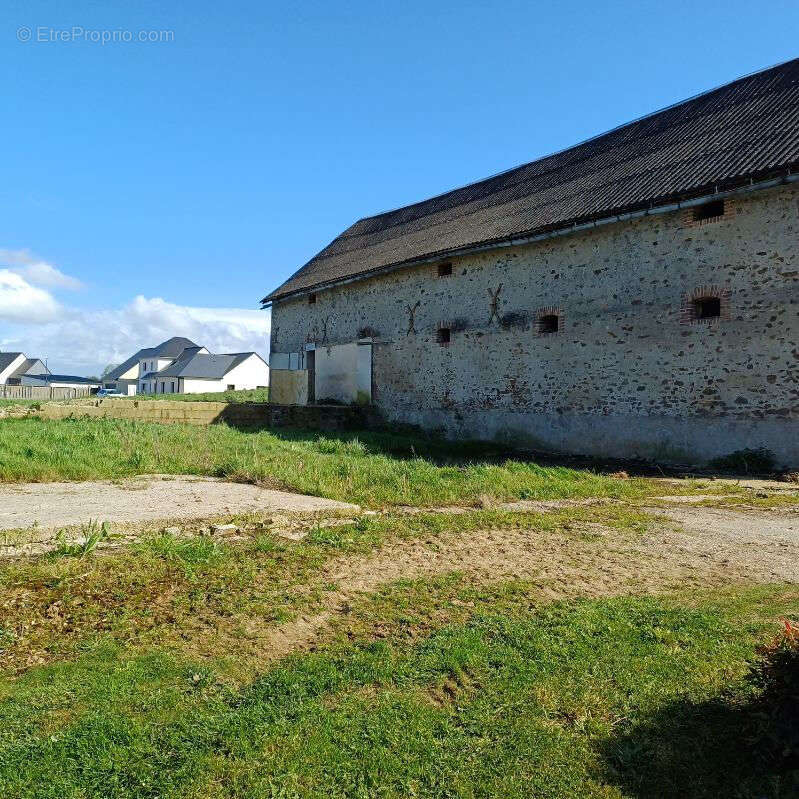 Maison à SAINT-BERTHEVIN