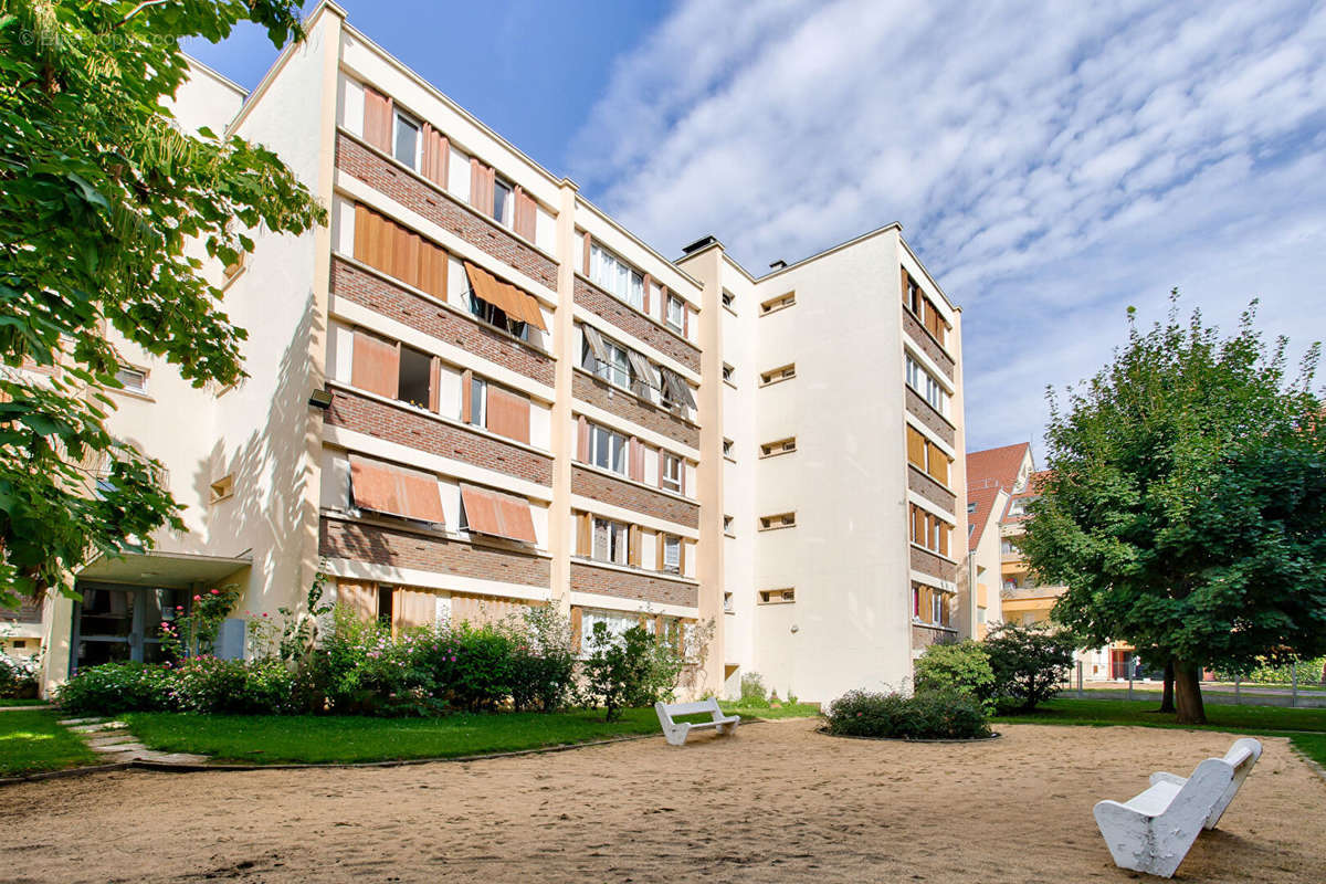 Appartement à COLOMBES