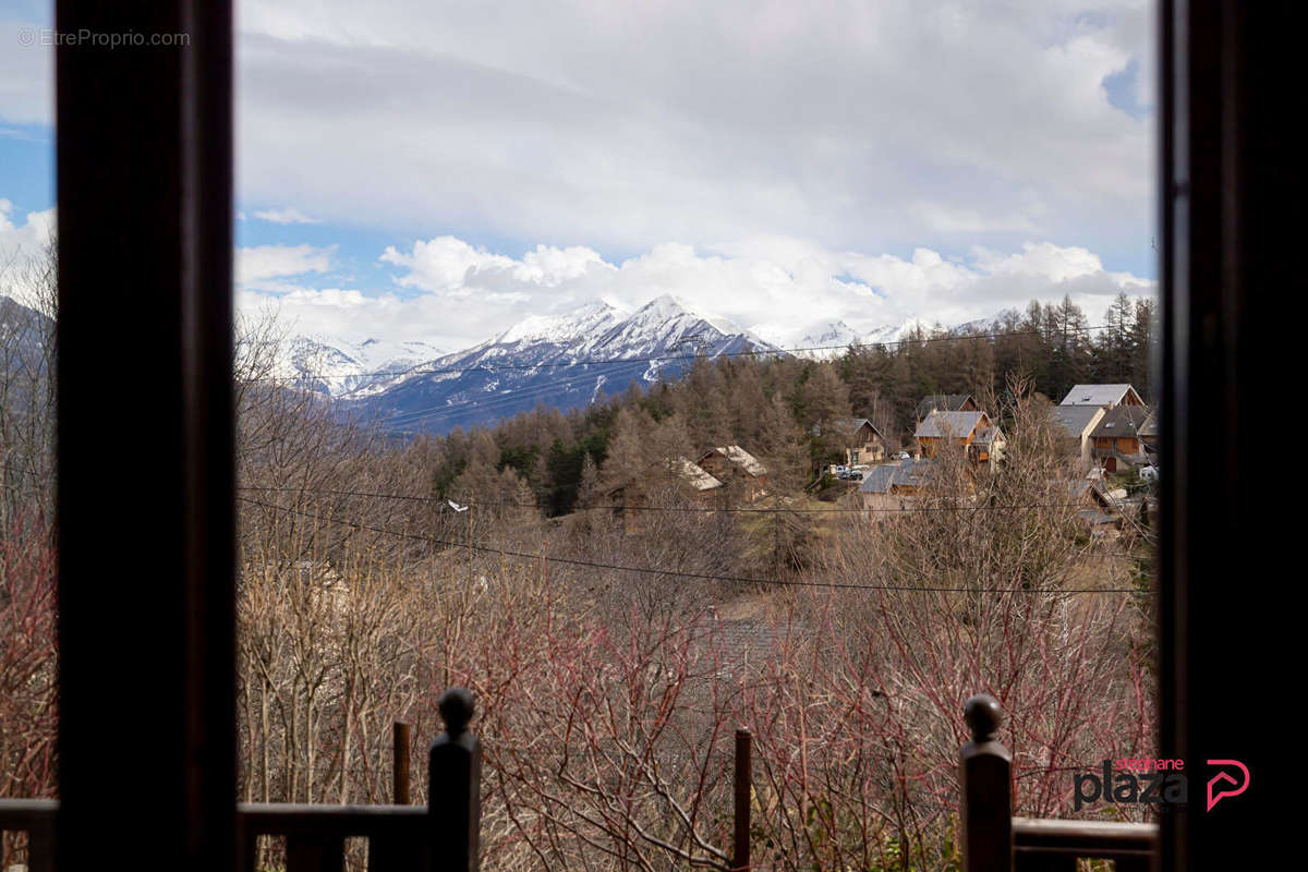 Appartement à LAYE