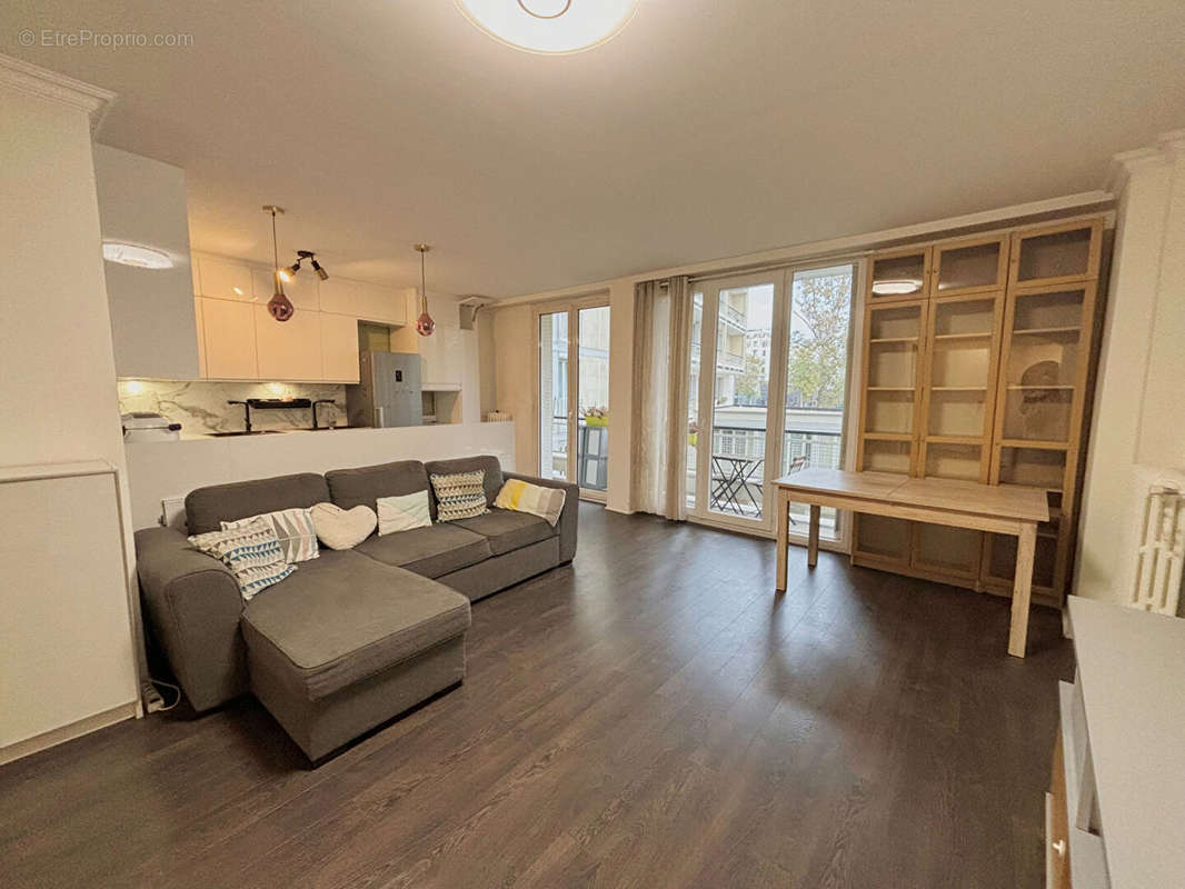 Appartement à PARIS-12E