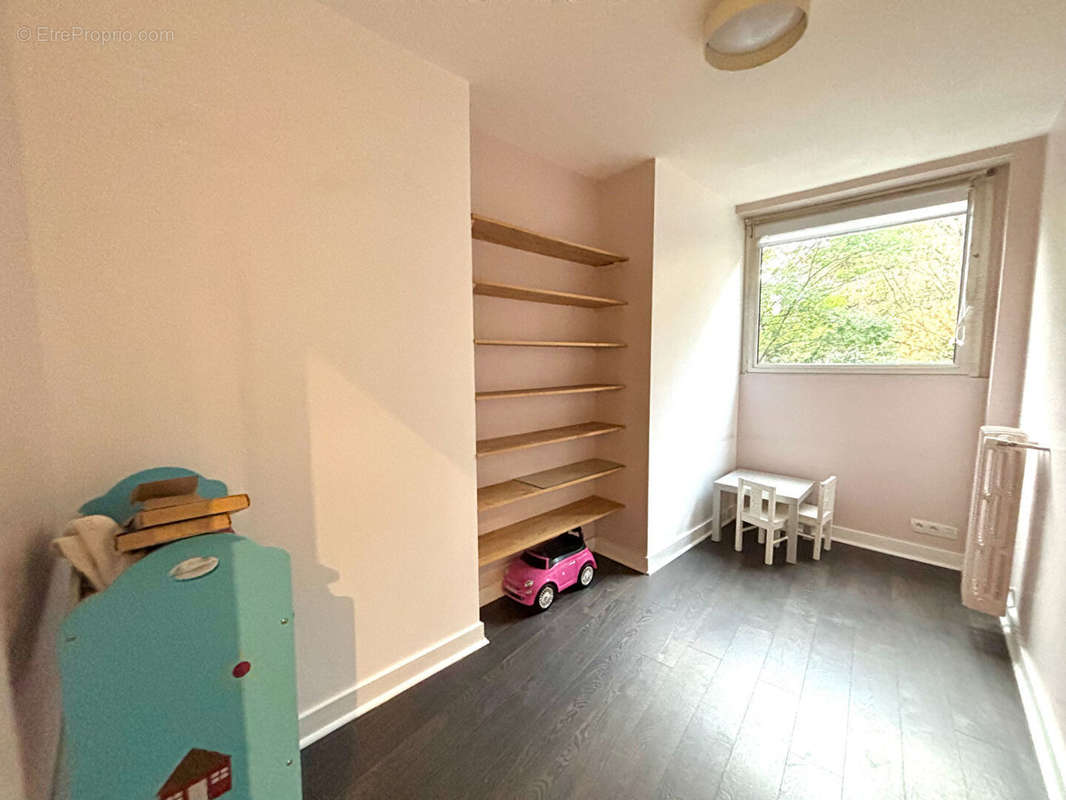 Appartement à PARIS-12E