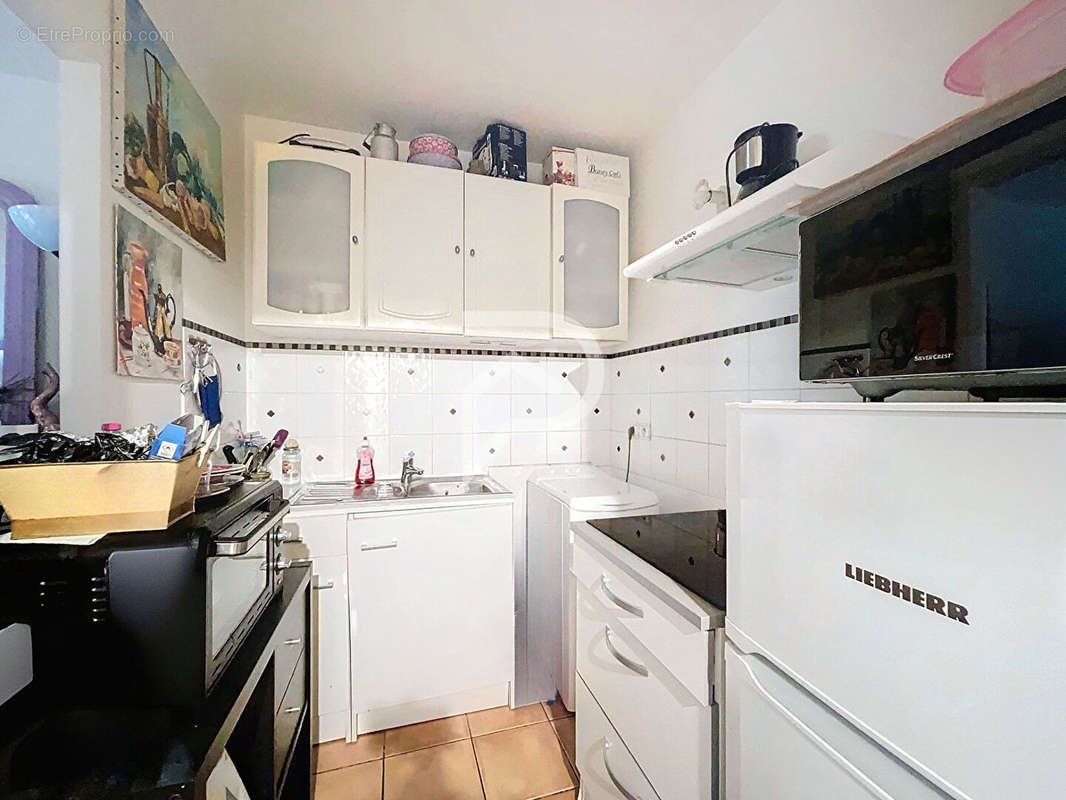 Appartement à COURBEVOIE