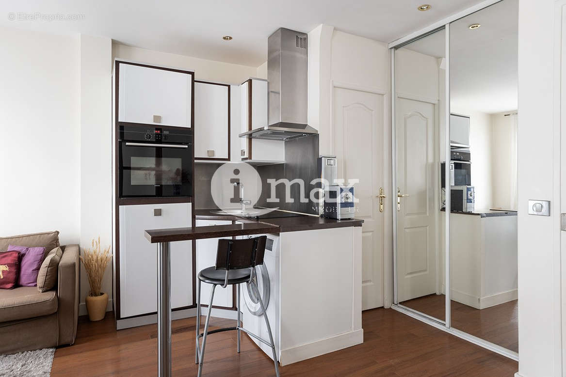 Appartement à LEVALLOIS-PERRET