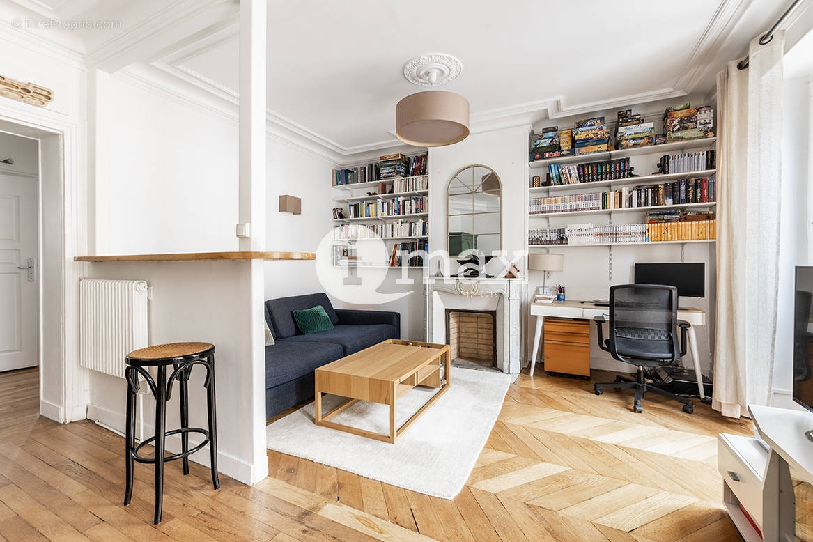 Appartement à LEVALLOIS-PERRET