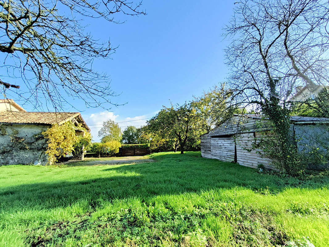 Maison à BOUGON