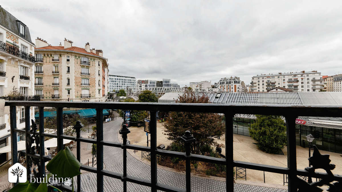 Appartement à COURBEVOIE