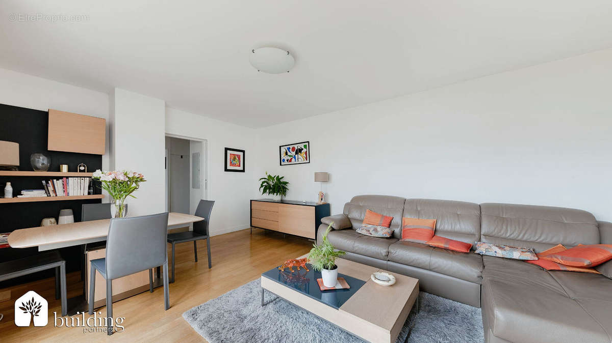 Appartement à LEVALLOIS-PERRET