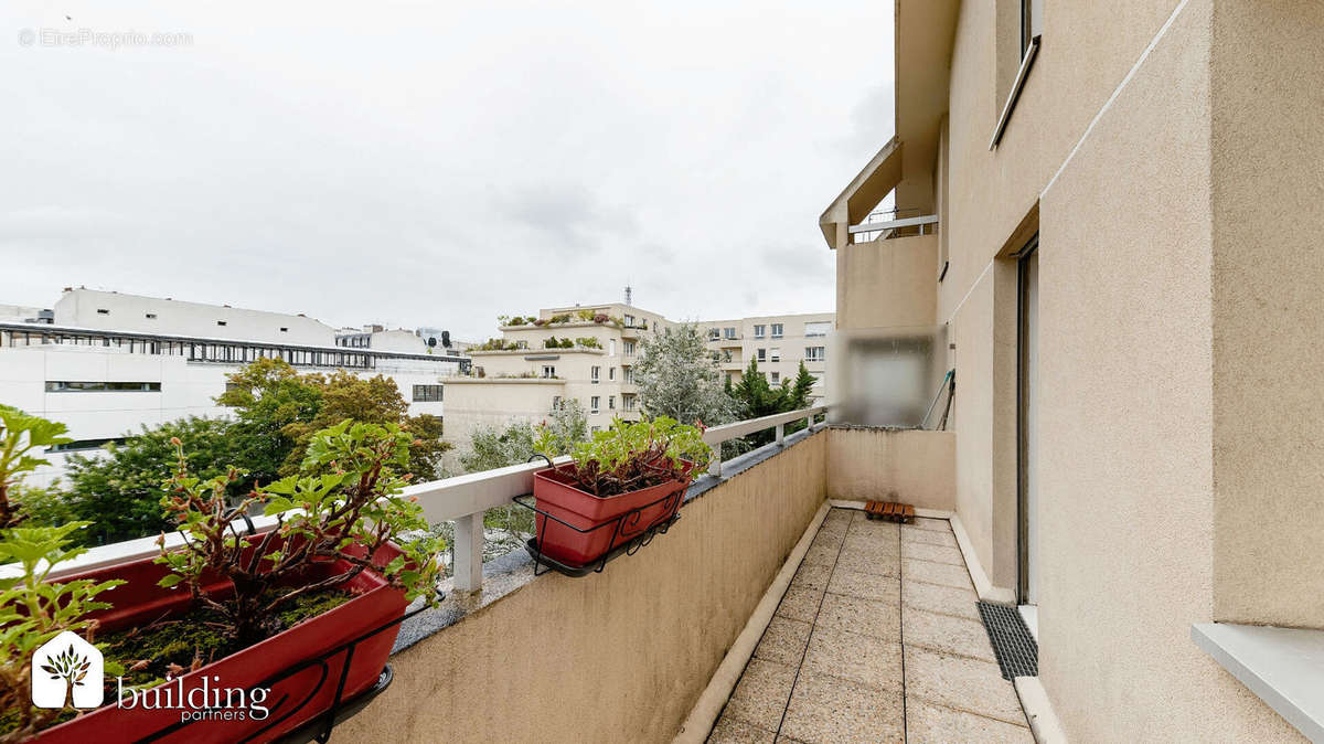 Appartement à LEVALLOIS-PERRET