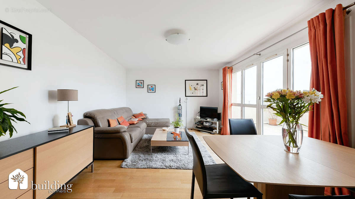 Appartement à LEVALLOIS-PERRET