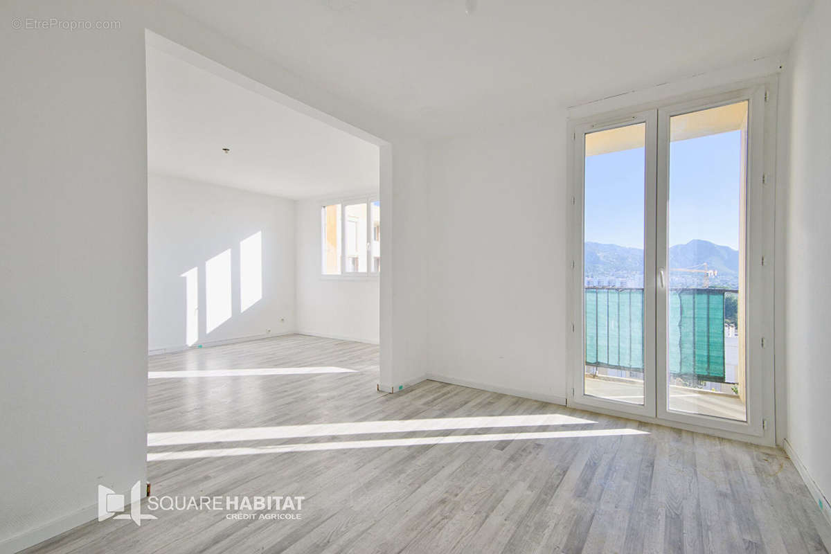 Appartement à MARSEILLE-11E