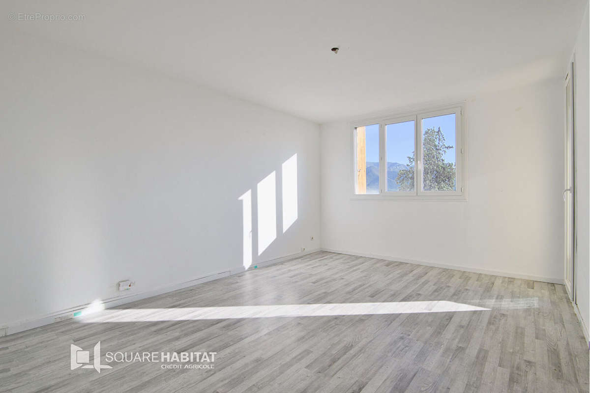 Appartement à MARSEILLE-11E