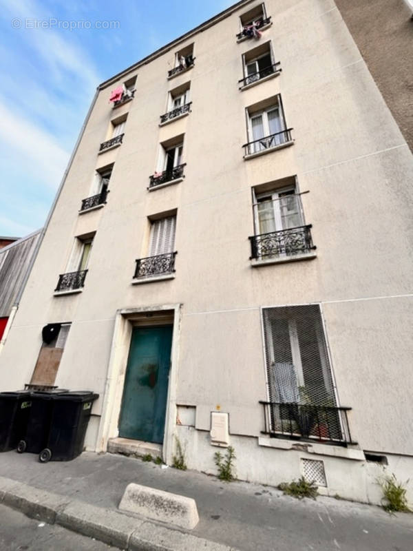 Appartement à AUBERVILLIERS