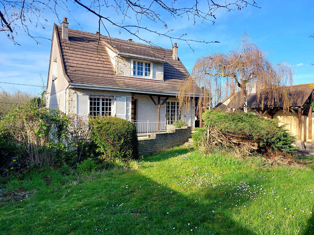 Maison à SAINT-GERMAIN-DU-PUY