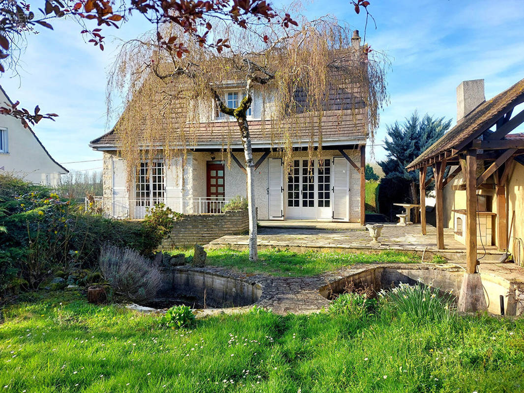 Maison à SAINT-GERMAIN-DU-PUY