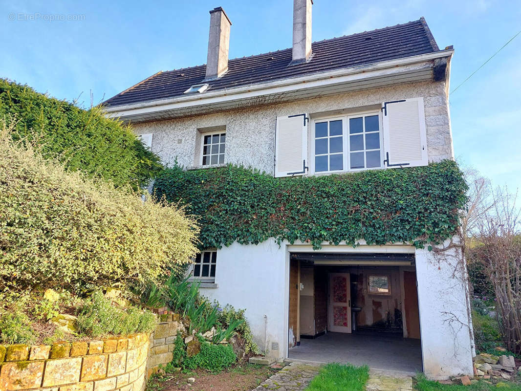 Maison à SAINT-GERMAIN-DU-PUY