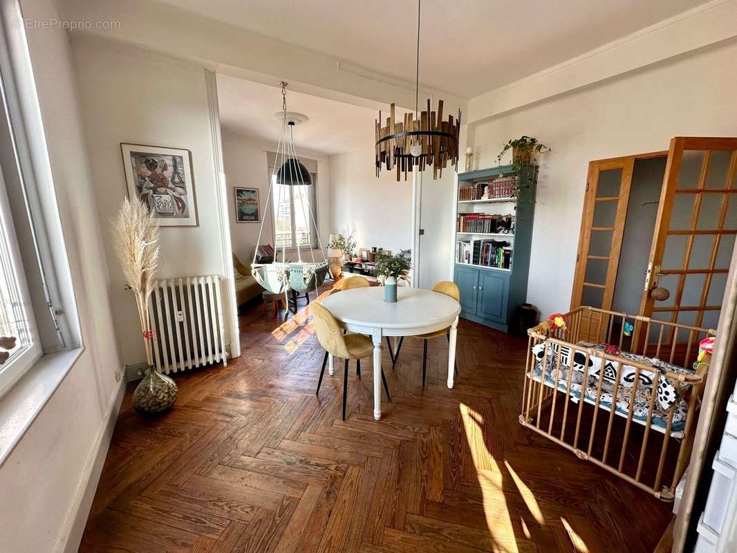 Appartement à CARCASSONNE