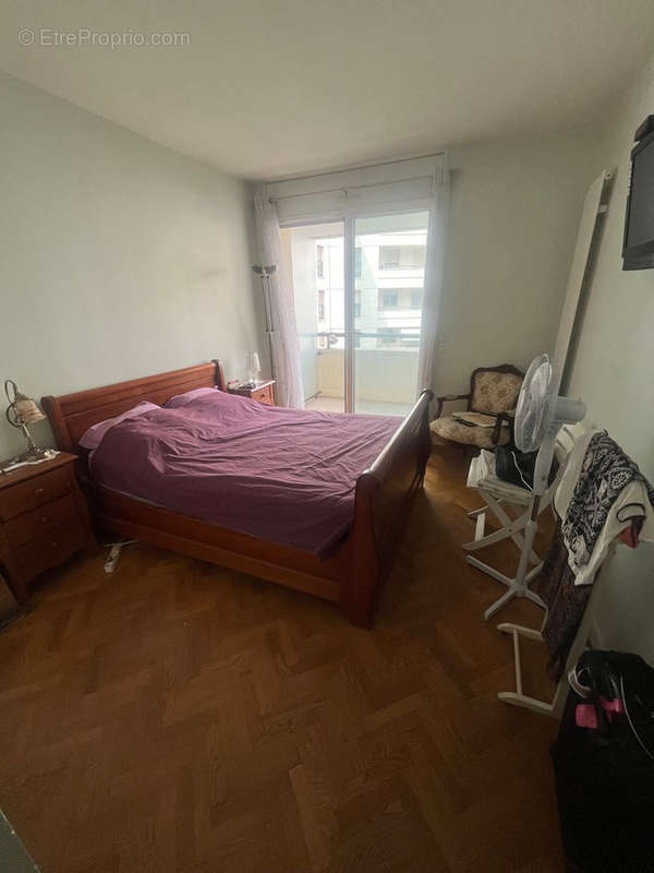 Photo 4 - Appartement à LEVALLOIS-PERRET