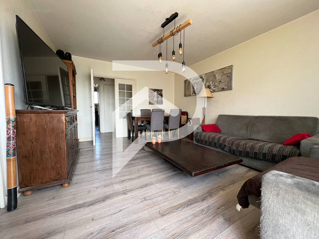 Appartement à ASNIERES-SUR-SEINE