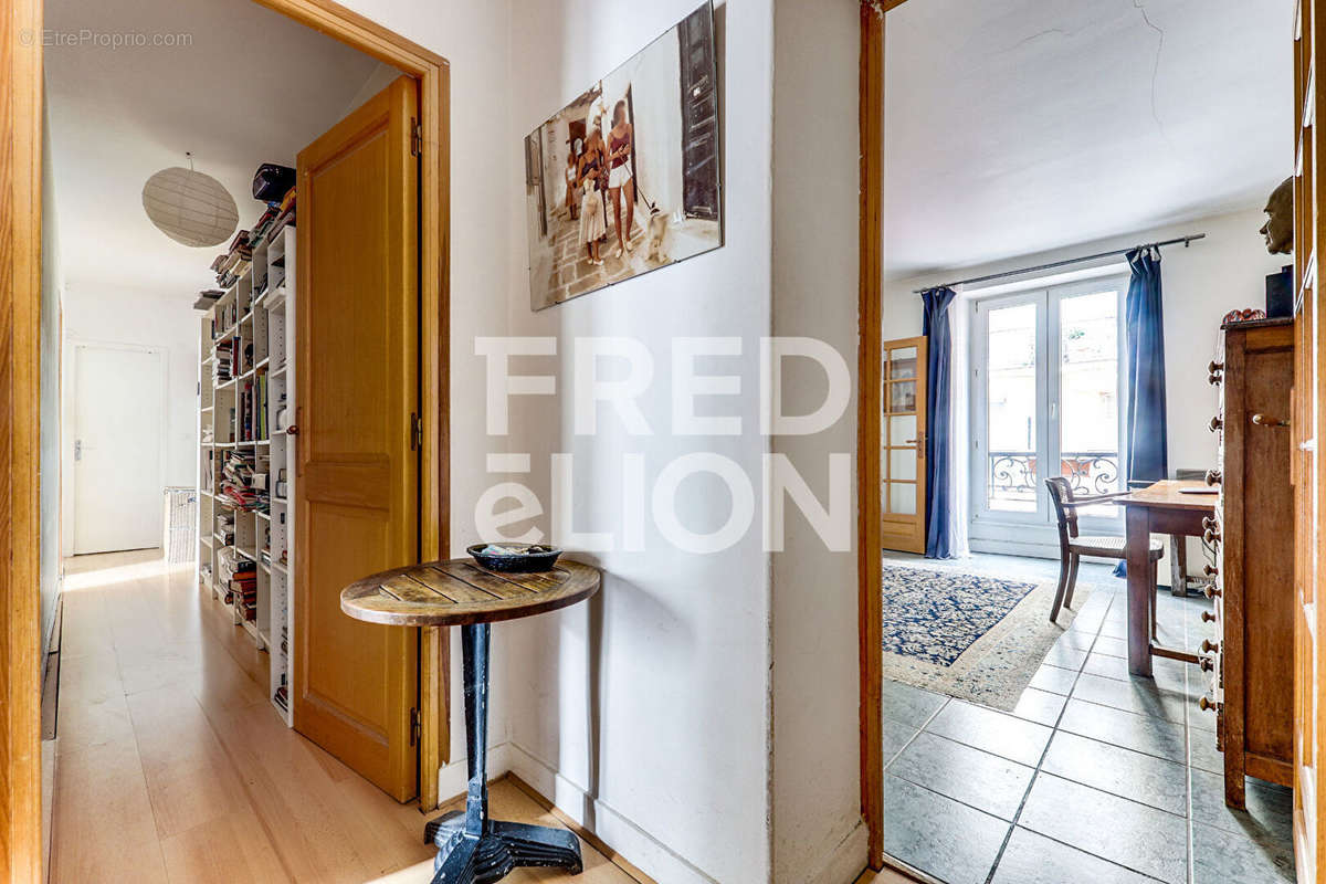 Appartement à PARIS-14E