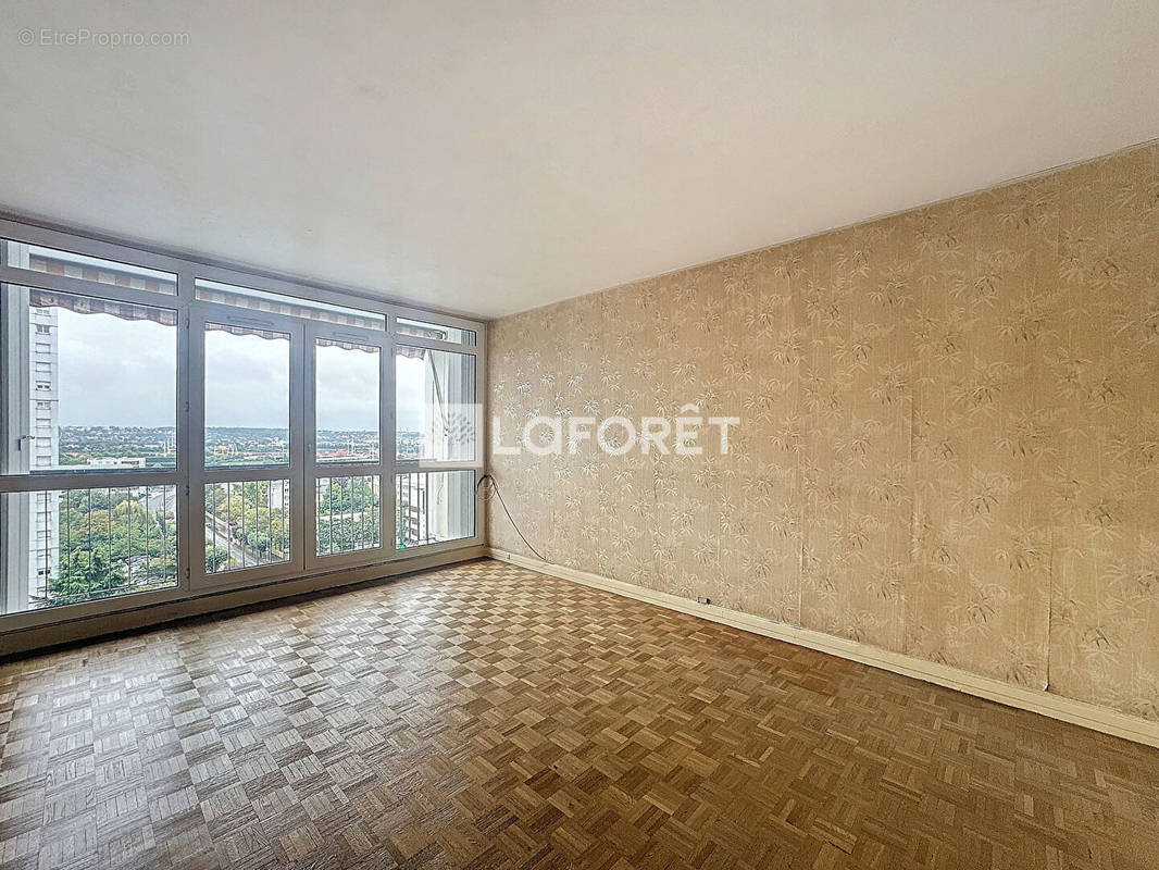 Appartement à BONNEUIL-SUR-MARNE