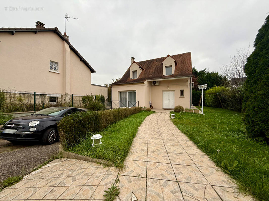 Maison à CORMEILLES-EN-PARISIS