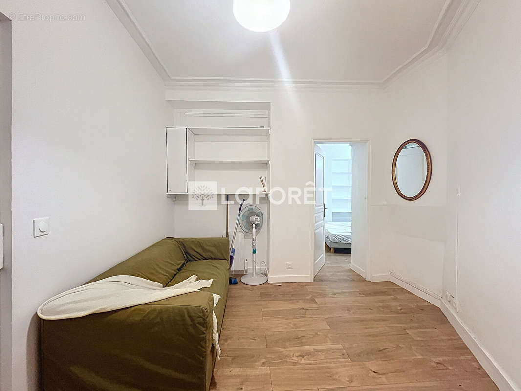 Appartement à LEVALLOIS-PERRET