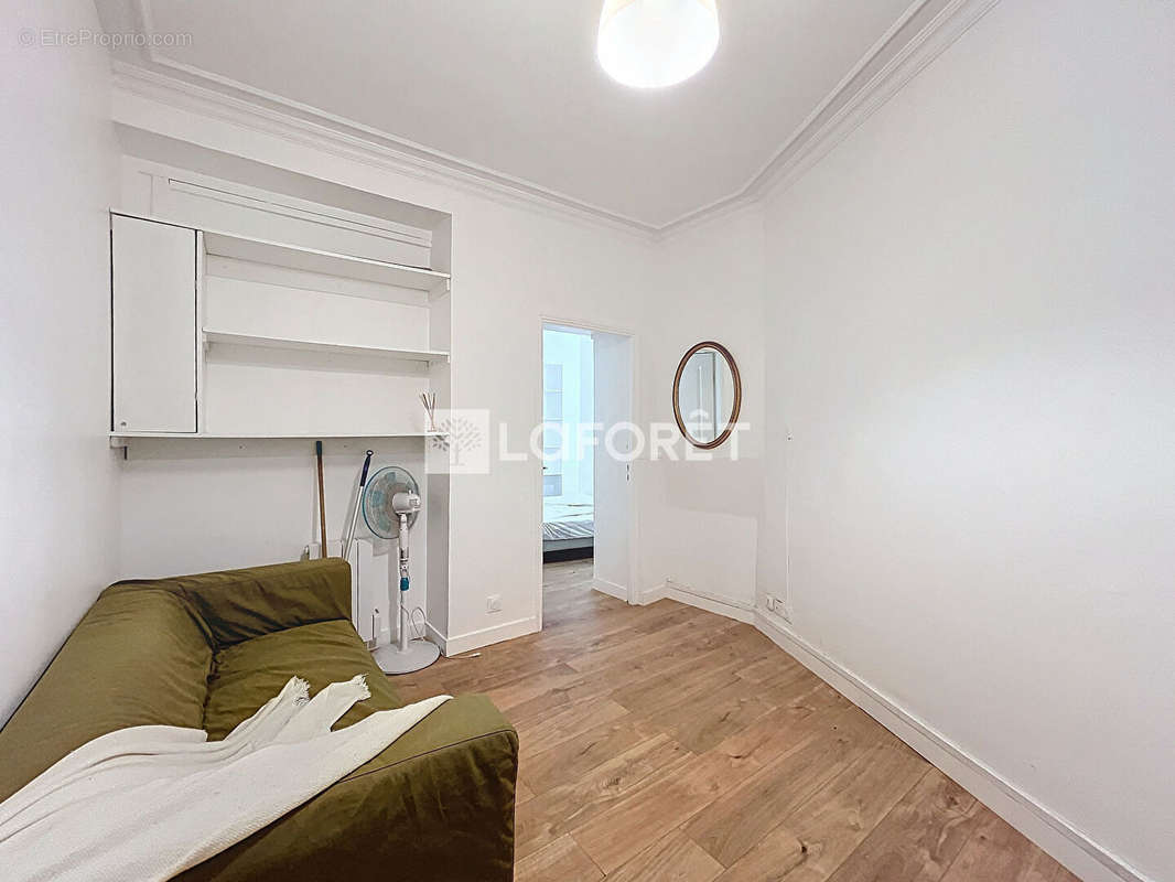 Appartement à LEVALLOIS-PERRET