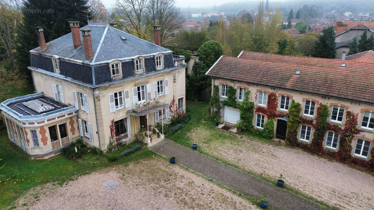 Maison à CIREY-SUR-VEZOUZE