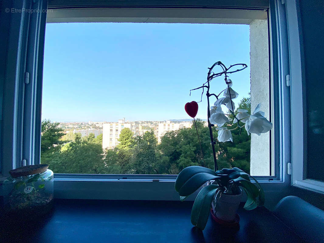 Appartement à MARSEILLE-11E