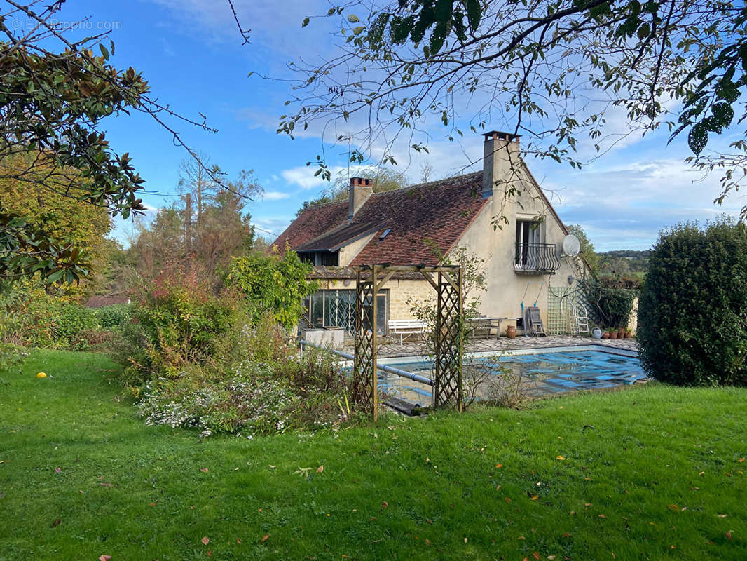 Maison à VARENNES-VAUZELLES