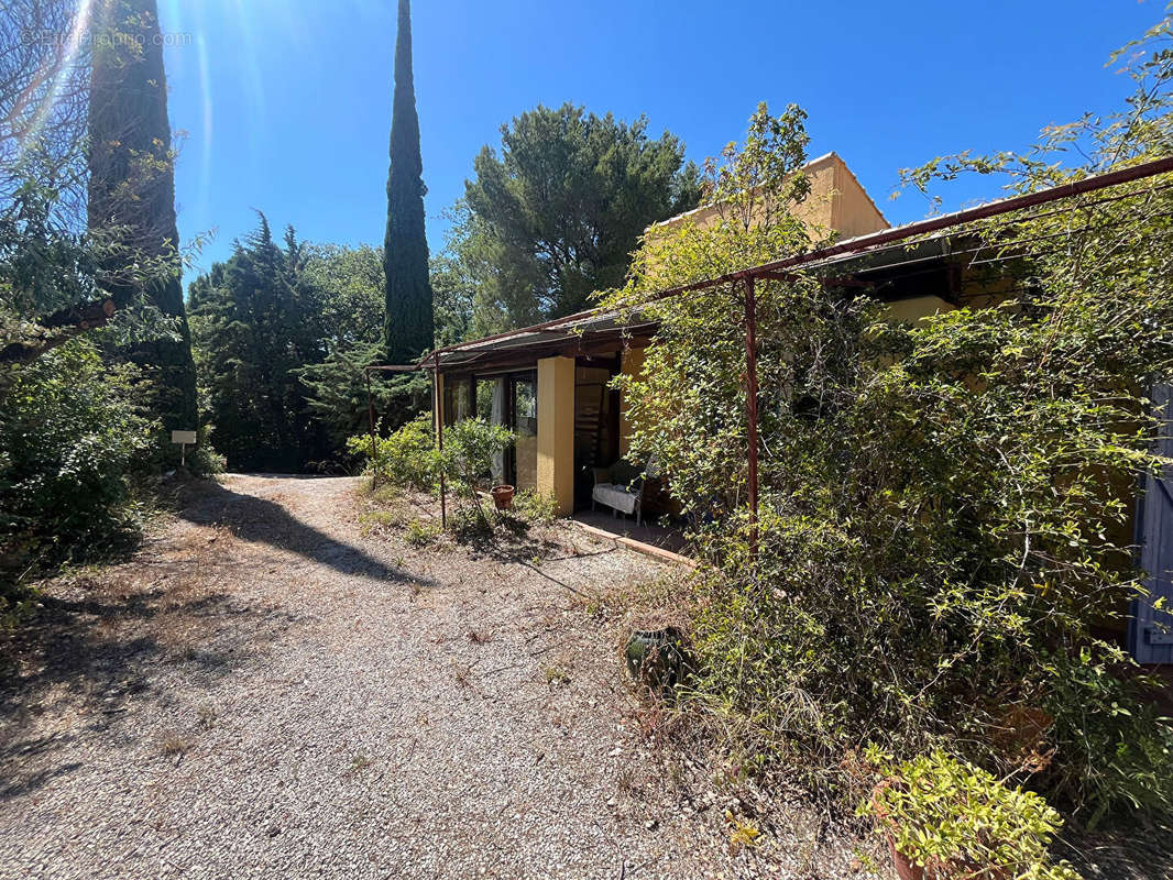 Maison à LA CADIERE-D&#039;AZUR