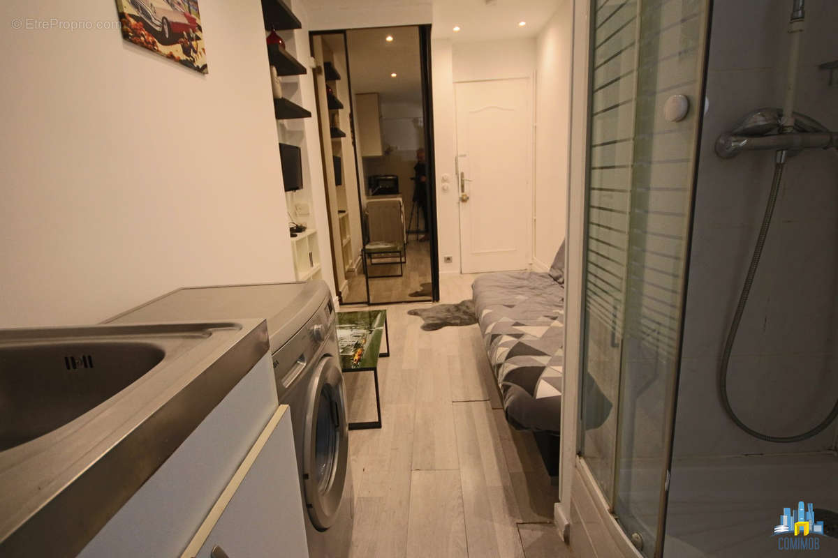 Appartement à PARIS-8E