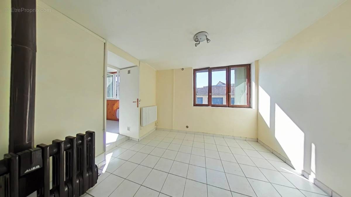 Appartement à SAINT-PIERRE-LE-MOUTIER