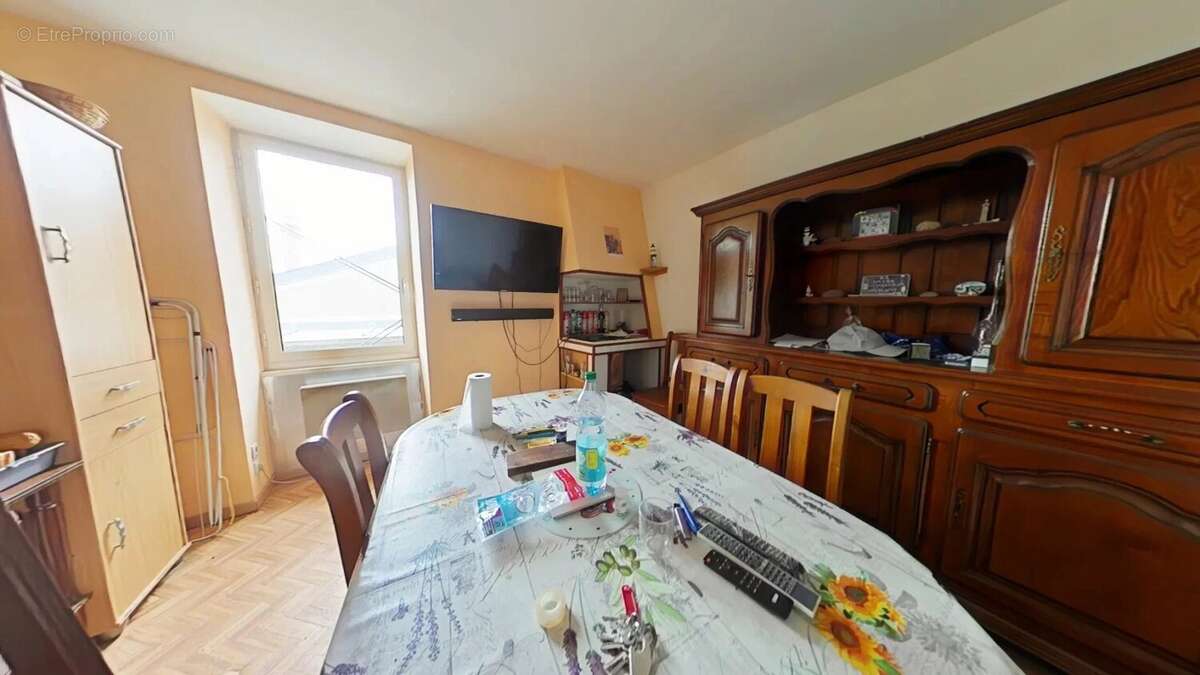 Appartement à COULANGES-LES-NEVERS