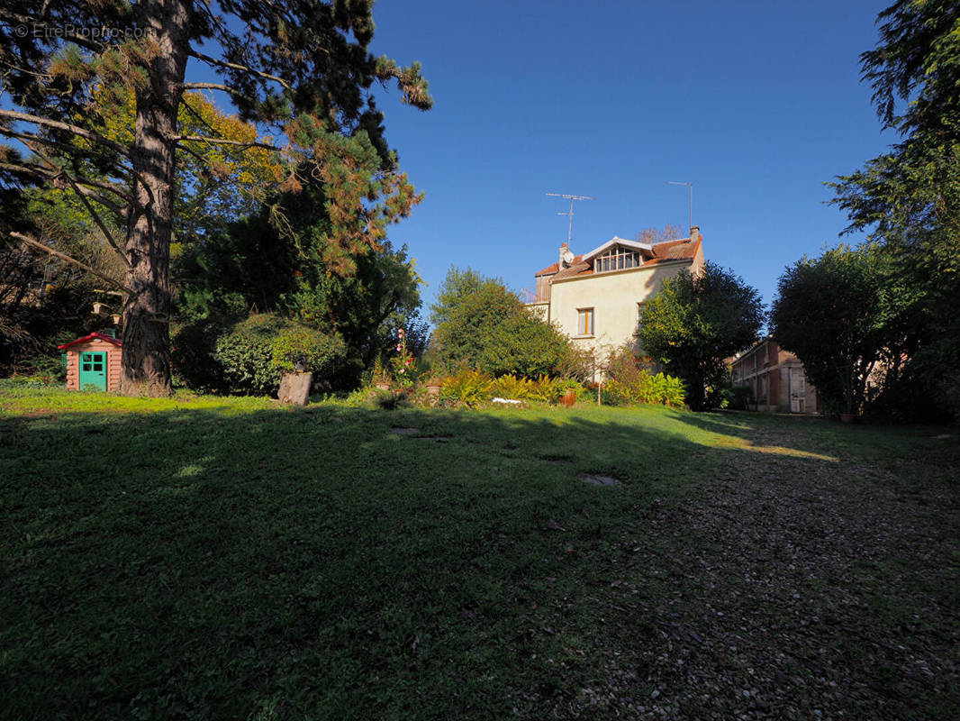 Maison à VILLEMOMBLE