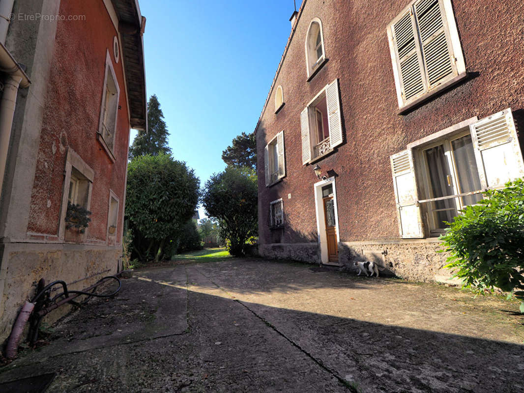 Maison à VILLEMOMBLE