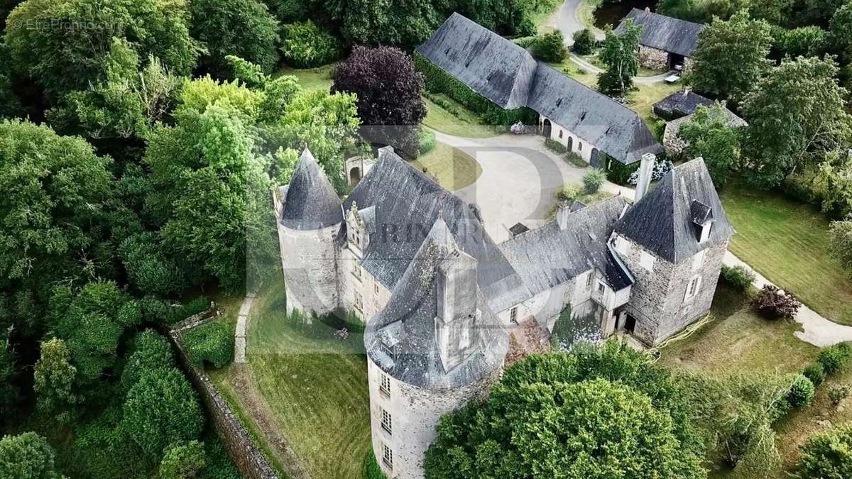 Maison à SAVIGNAC-LEDRIER