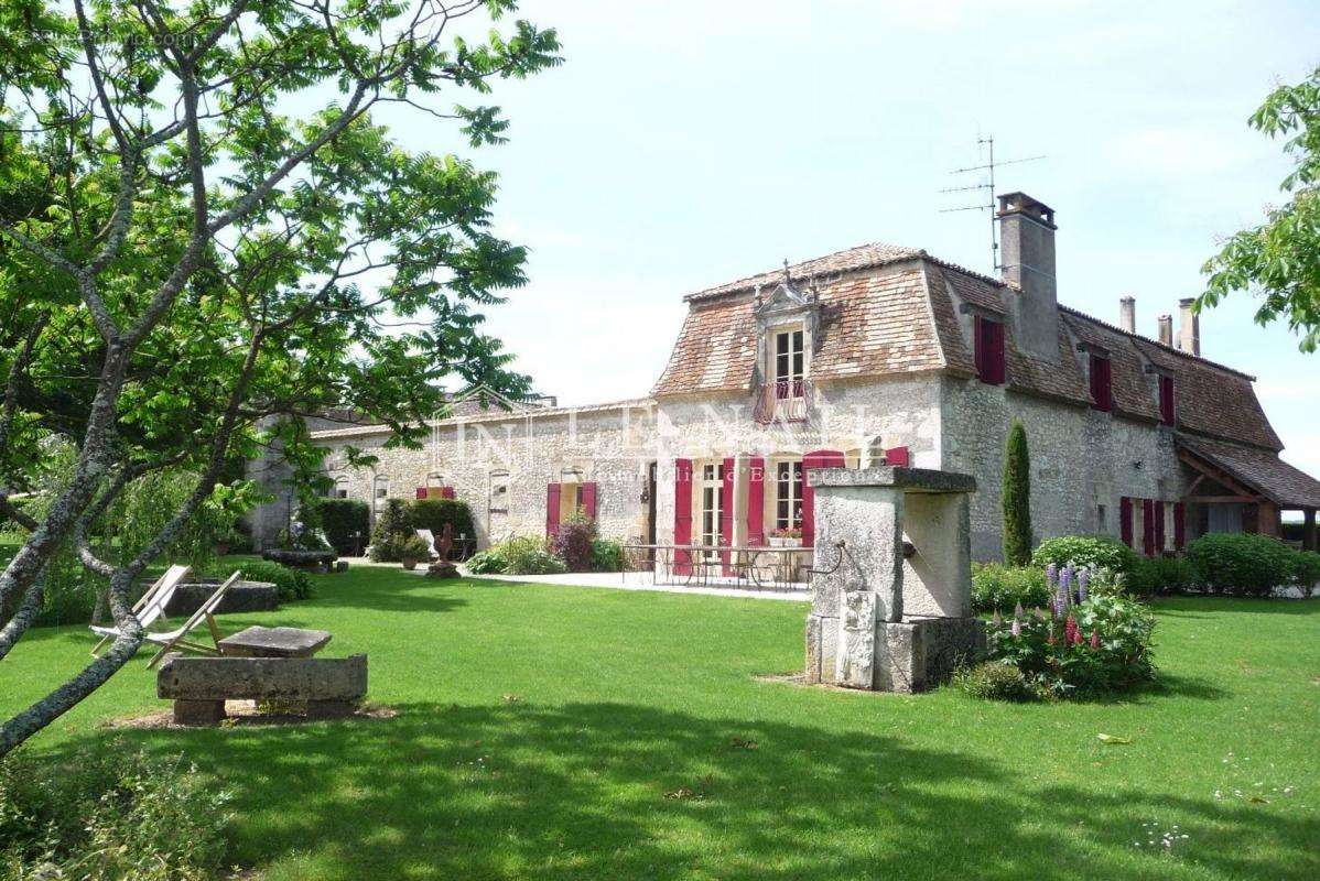 Maison à SAINT-AVIT-SAINT-NAZAIRE