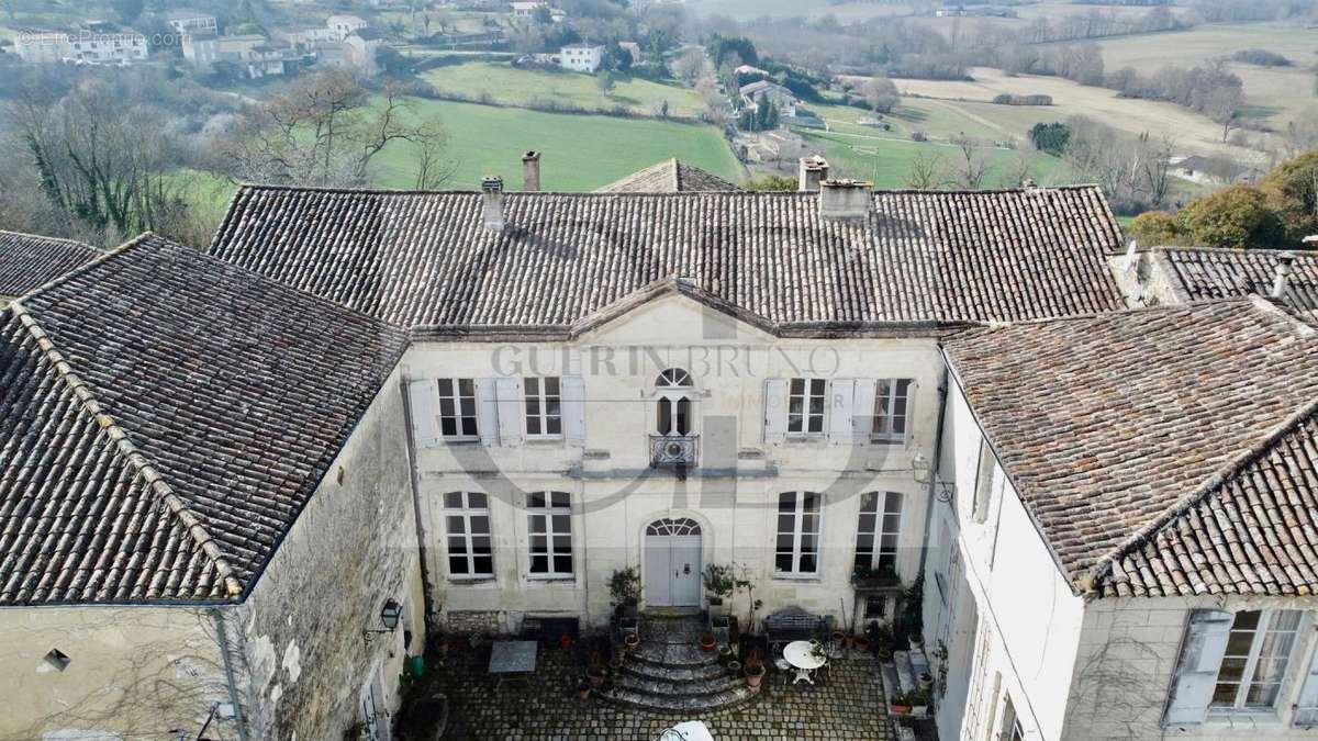 Maison à CASTILLONNES