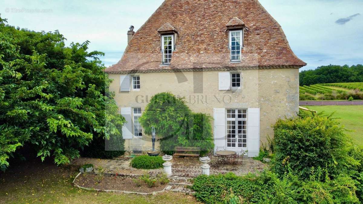 Maison à GAGEAC-ET-ROUILLAC